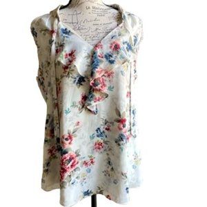 White House Black Market ruffle front floral top with lace cap sleeves